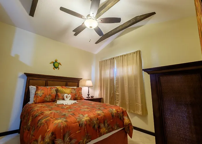 The Palapa House Hotel 3*