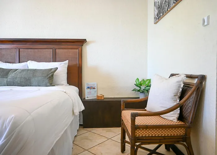 The Palapa House Hotel